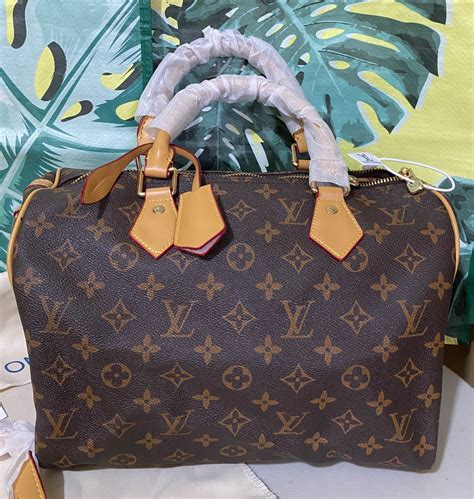 special commdictory|LOUIS VUITTON® .